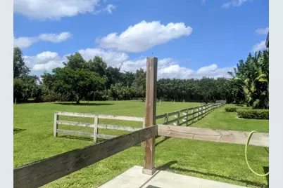 819 Cindy Circle Lane #~ Barn & Guest House, Wellington, FL 33414 - Photo 17