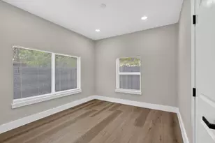 516 Independence Rd, West Palm Beach, FL 33405 - Photo 13