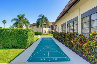 7257 Golf Colony Court #202, Lake Worth, FL 33467 - Photo 9