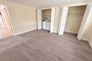 5456 NE 1st Ave., Oakland Park, FL 33334 - Photo 11