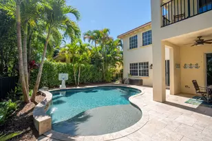 1044 Vintner Blvd, Palm Beach Gardens, FL 33410 - Photo 1