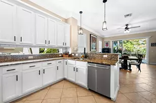 1044 Vintner Blvd, Palm Beach Gardens, FL 33410 - Photo 5