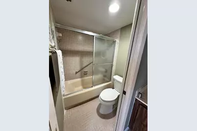 123 Capri C, Delray Beach, FL 33484 - Photo 19