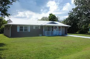 5572 SE Cable Dr, Stuart, FL 34997 - Photo 17