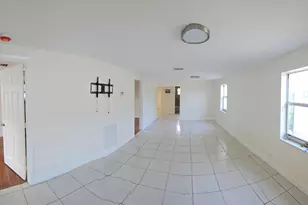 314 NW 5th St, Hallandale Beach, FL 33009 - Photo 3