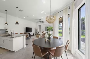 10432 N Lago Vista Cir, Parkland, FL 33076 - Photo 9