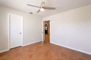 1091 SE Preston Ln, Port Saint Lucie, FL 34983 - Photo 13