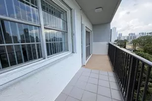 250 NE 181st Dr, Sunny Isles Beach, FL 33160 - Photo 3