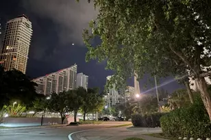 250 NE 181st Dr, Sunny Isles Beach, FL 33160 - Photo 23