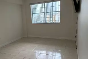 250 NE 181st Dr, Sunny Isles Beach, FL 33160 - Photo 9