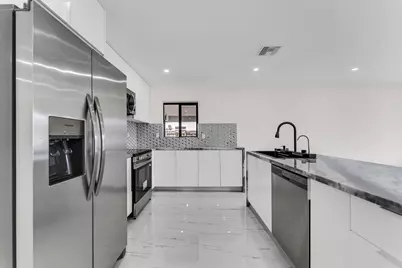 1252 NW 172nd Terrace, Miami Gardens, FL 33169 - Photo 5