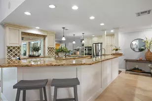 2379 Newbury Ct, Wellington, FL 33414 - Photo 11