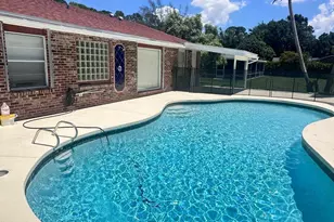8102 Pioneer Rd, Royal Palm Beach, FL 33411 - Photo 3