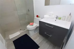 811 Jefferson Ave, Miami Beach, FL 33139 - Photo 3
