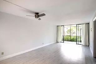11 Royal Palm Way, Boca Raton, FL 33432 - Photo 3