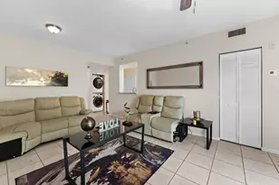 1165 Golden Lakes Blvd, West Palm Beach, FL 33411 - Photo 15