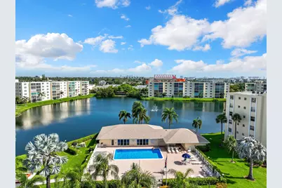 311 SE 3rd Street SE #207, Dania Beach, FL 33004 - Photo 37