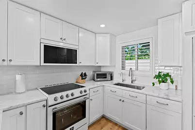 52 Yacht Club Drive #204, North Palm Beach, FL 33408 - Photo 3