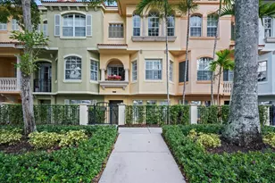 11818 Valencia Gardens Ave, Palm Beach Gardens, FL 33410 - Photo 3