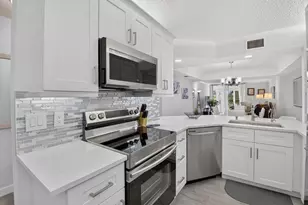 23249 Barwood Ln N, Boca Raton, FL 33428 - Photo 3