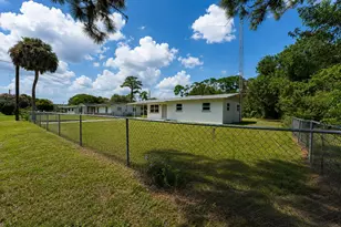 5502 San Diego Ave, Fort Pierce, FL 34946 - Photo 5