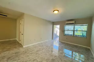 935 8th St, Miami Beach, FL 33139 - Photo 1