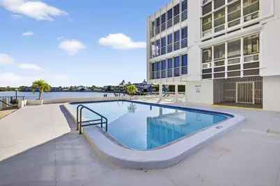 900 NE Spanish River Boulevard #2w, Boca Raton, FL 33431 - Photo 15