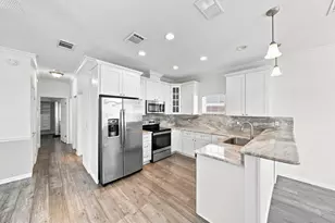 445 Nettles Blvd, Jensen Beach, FL 34957 - Photo 11