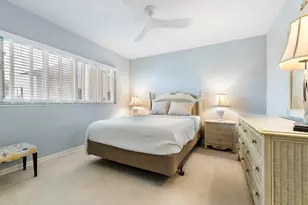 33 S Ocean Ave, Palm Beach Shores, FL 33404 - Photo 13