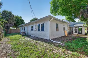 633 Franklin Rd, West Palm Beach, FL 33405 - Photo 29