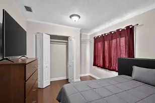633 Franklin Rd, West Palm Beach, FL 33405 - Photo 15