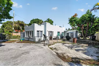 633 Franklin Road, West Palm Beach, FL 33405 - Photo 1