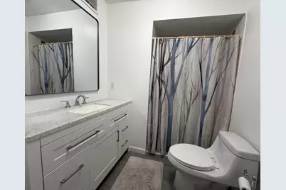 1630 Embassy Drive #309, West Palm Beach, FL 33401 - Photo 5