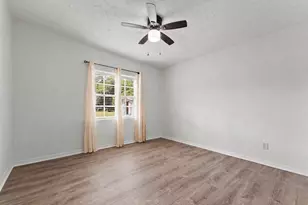 3920 Edwards Rd, Fort Pierce, FL 34981 - Photo 11