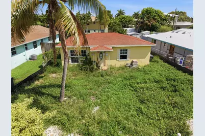 245 NE 11th Street, Delray Beach, FL 33483 - Photo 17
