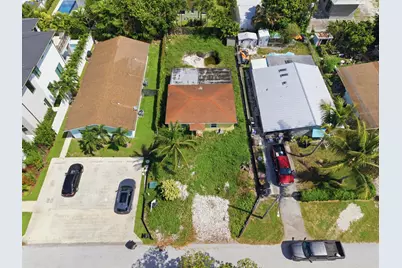 245 NE 11th Street, Delray Beach, FL 33483 - Photo 1