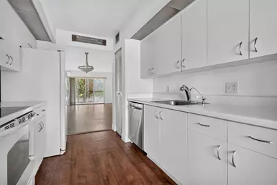 13700 SW 11th Street #203A, Pembroke Pines, FL 33027 - Photo 11
