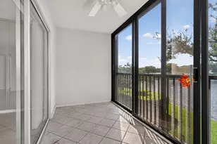 13700 SW 11th St, Pembroke Pines, FL 33027 - Photo 11