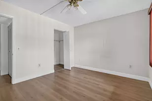 13700 SW 11th St, Pembroke Pines, FL 33027 - Photo 21