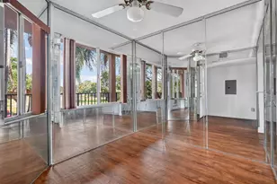 13700 SW 11th St, Pembroke Pines, FL 33027 - Photo 9