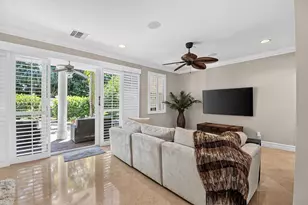 612 NE Francesca Ln, Boca Raton, FL 33487 - Photo 3