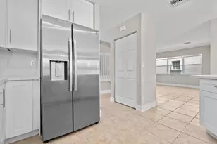 4250 NW 1st Pl, Deerfield Beach, FL 33442 - Photo 7