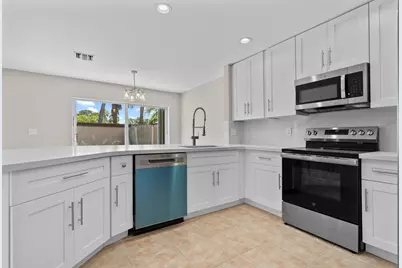4250 NW 1st Place, Deerfield Beach, FL 33442 - Photo 3