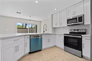 4250 NW 1st Pl, Deerfield Beach, FL 33442 - Photo 3