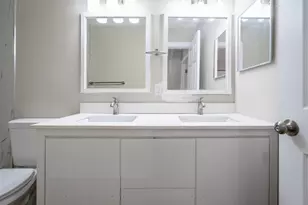 4250 NW 1st Pl, Deerfield Beach, FL 33442 - Photo 21
