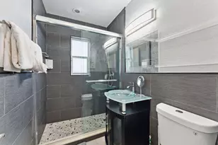 1631 N Andrews Square, Fort Lauderdale, FL 33311 - Photo 11