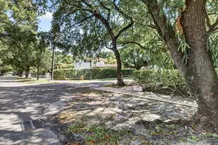1015 Madrid St, Coral Gables, FL 33134 - Photo 23