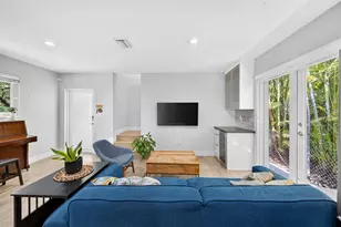1015 Madrid St, Coral Gables, FL 33134 - Photo 9