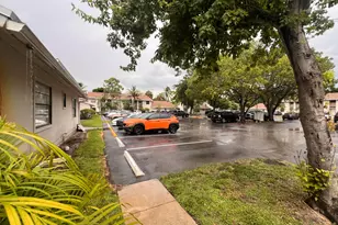 5320 Elmhurst Rd, West Palm Beach, FL 33417 - Photo 15