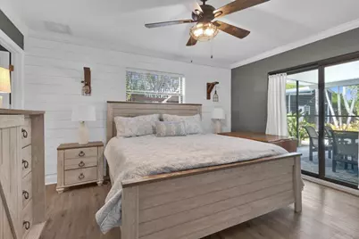 2488 NW South Manor Avenue, Stuart, FL 34994 - Photo 15